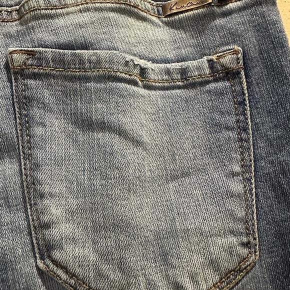 KanCan distressed high rise skinny jeans size 9/28 super cute 
T3 - Picture 7 of 16